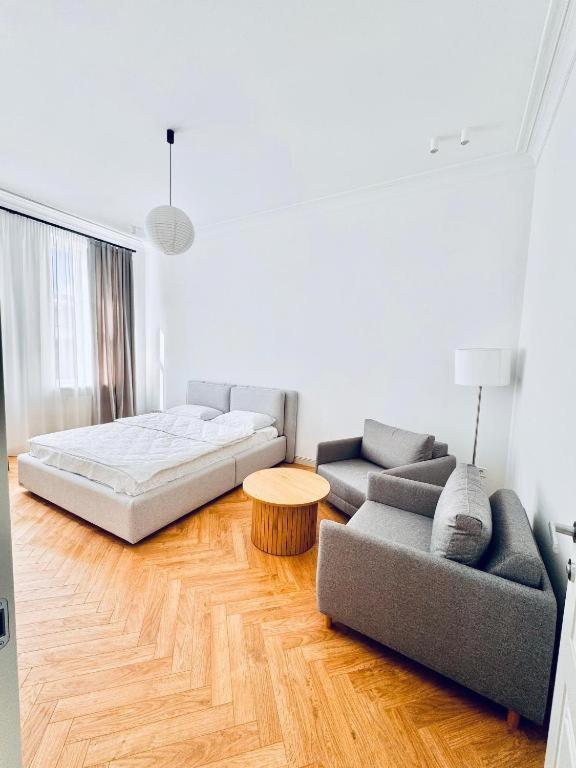 Apartment в центрі